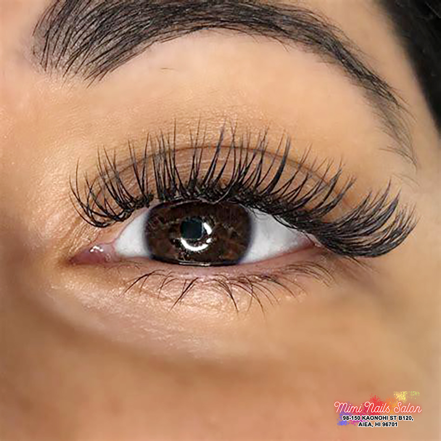 Eyelash Look